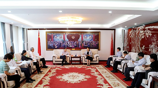 何維會見國家衛(wèi)生健康委黨組成員，國家中醫(yī)藥管理局黨組書記、局長余艷紅一行