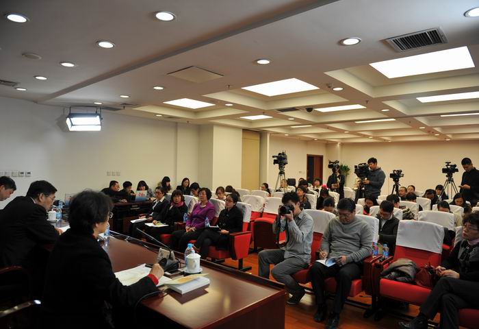 調整大小 發布會現場.JPG